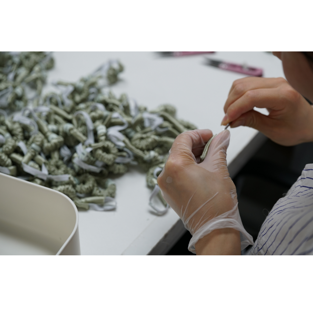 making silk scrunchies - production step