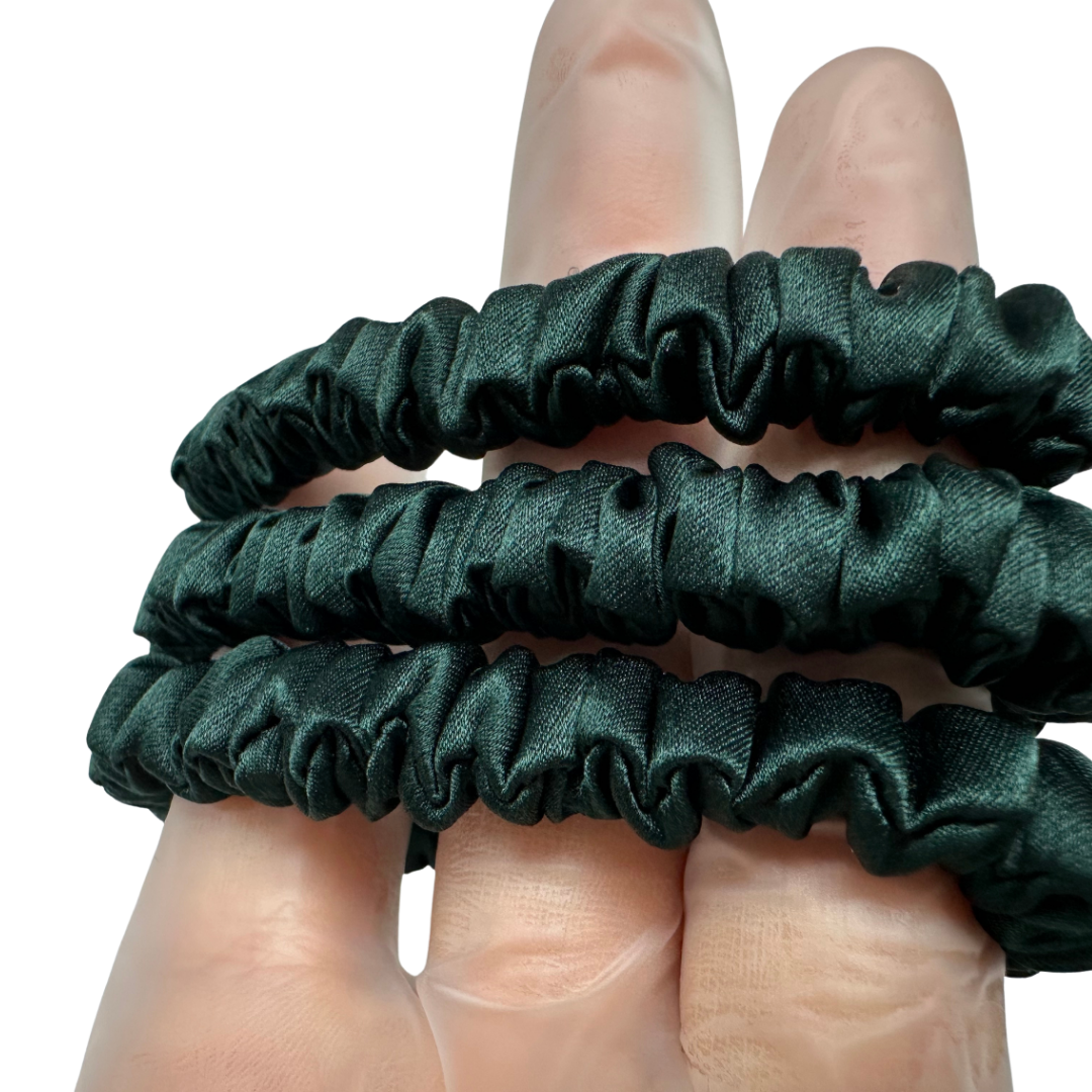Emerald Green Skinny Silk Scrunchie custom wholesale, custom brand low MOQ, 1 piece wholesale