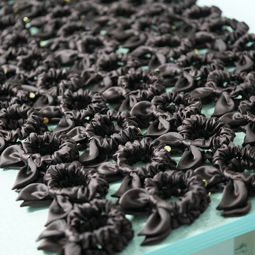 Custom Silk Scrunchie Bow丨Custom Brand