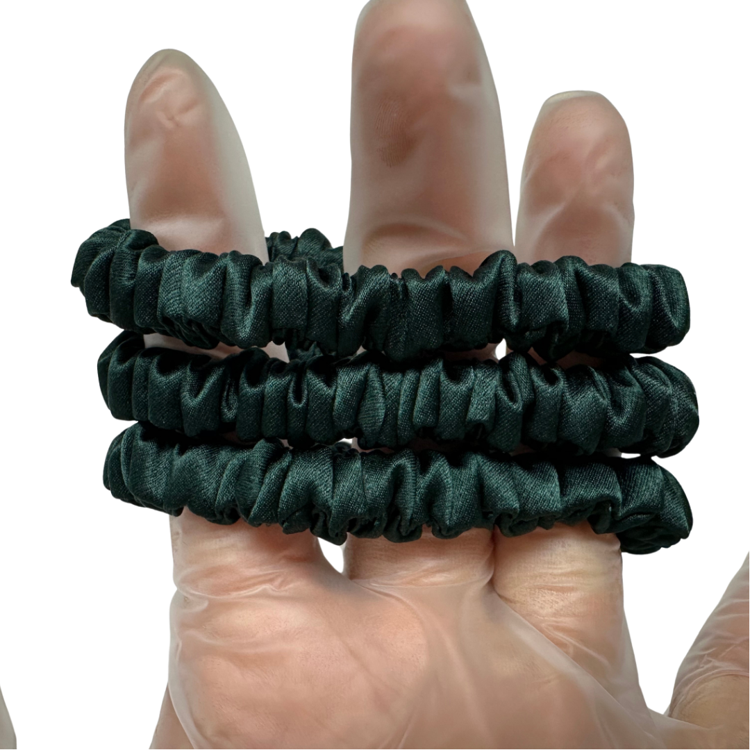 Emerald Green Skinny Silk Scrunchie custom wholesale, custom brand low MOQ, 1 piece wholesale