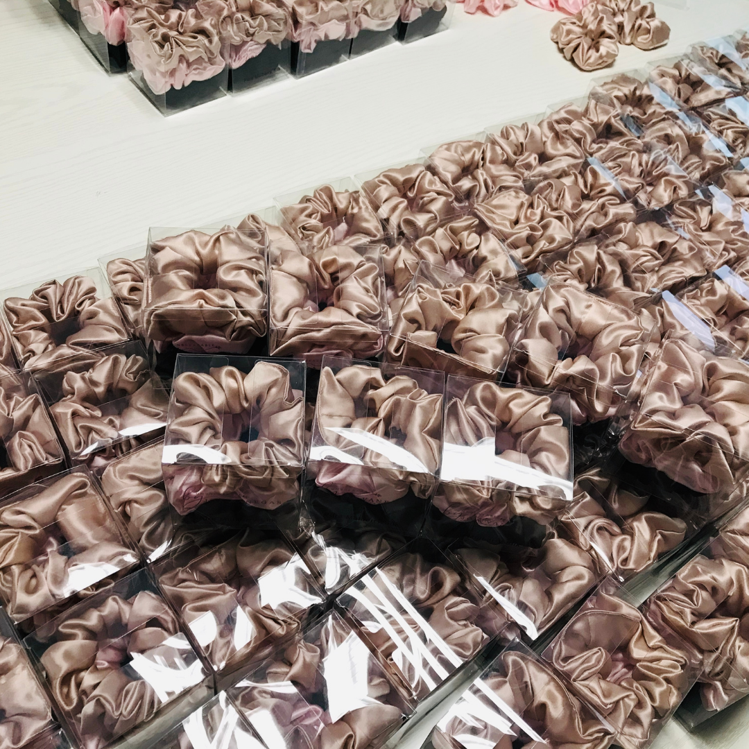 Custom Silk Scrunchie Large丨Custom Brand