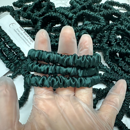 Emerald Green Skinny Silk Scrunchie custom wholesale, custom brand low MOQ, 1 piece wholesale
