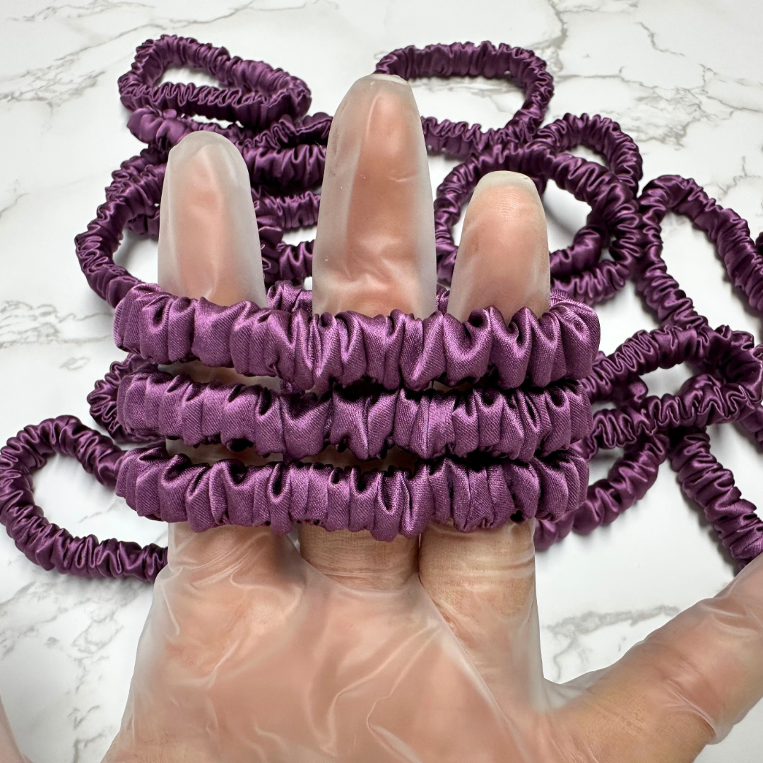 Dark Reddish Skinny Silk Scrunchie in stock, wholesale silk scrunchie from 1 piece, custom silk scrunchies with logo brand label, low MOQ.